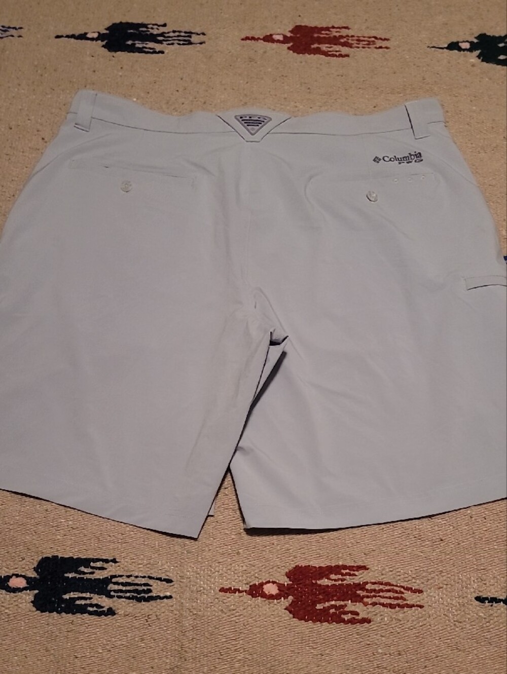 NWOT Columbia Mens Performance Fishing Gear Light Gray Nautical Coastal Shorts